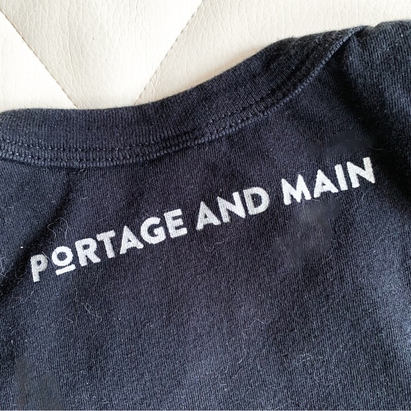 Portage & Main 🇨🇦 • Bodysuit - Picture 5 of 5